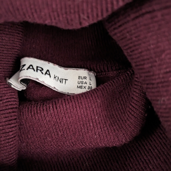 Zara Maroon Turtleneck - Picture 2 of 4